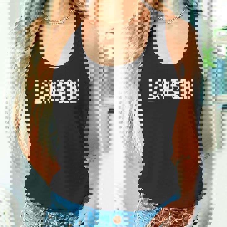 名 ローソン テキスト アパレル クラウン ホワイト テキスト タンクトップ