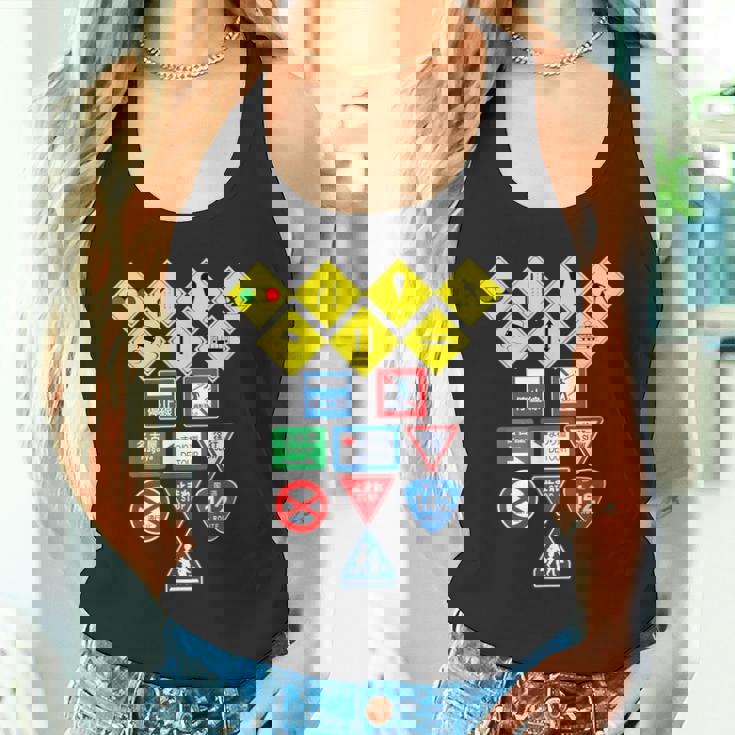 日本の道路標識、日本の交通警告シンボルグラフィック。 タンクトップ