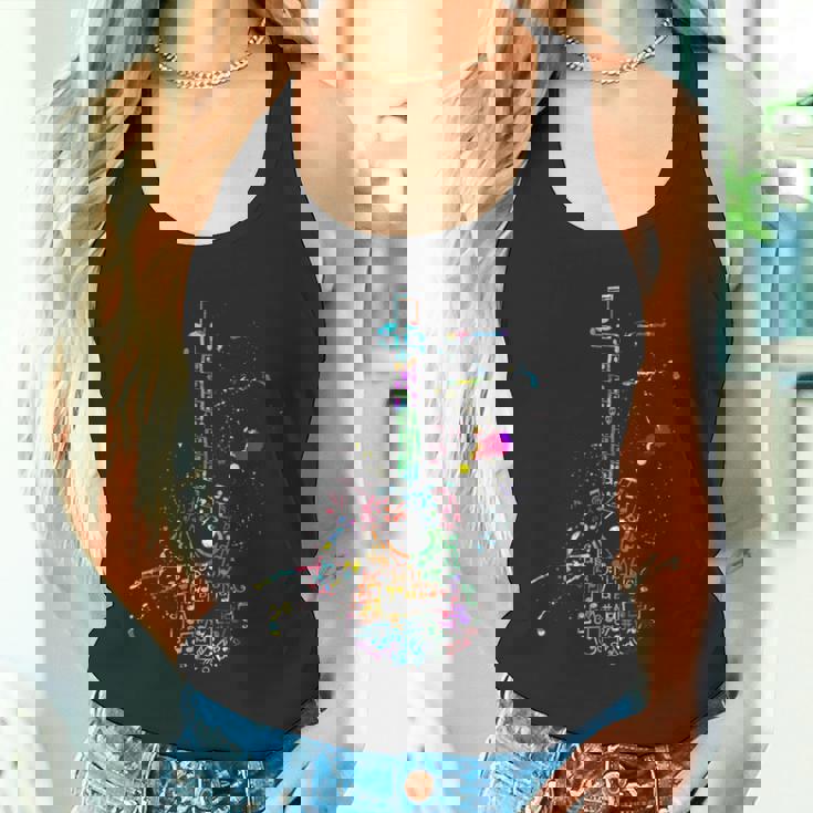 楽譜付きアコースティックギター、ギタリスト タンクトップ