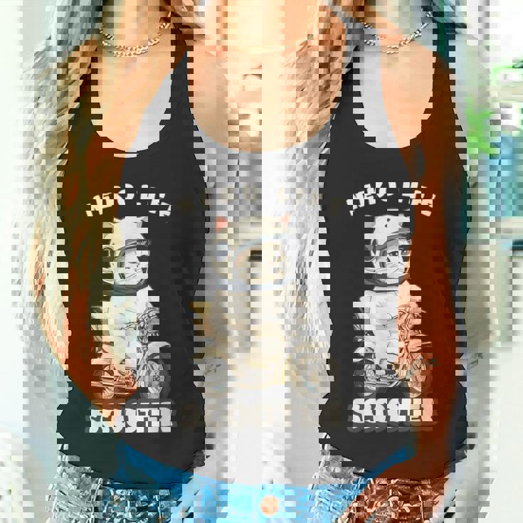 猫 ネコ 白猫 イラスト 原付 スクーター バイク 猫好き バイク好き かわいい おもしろ レトロ Neko Life タンクトップ