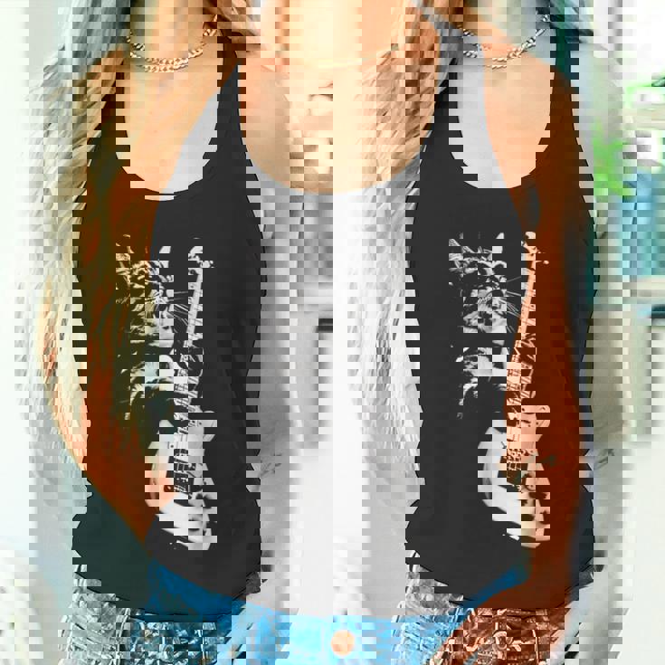 猫がギターベースを弾く タンクトップ