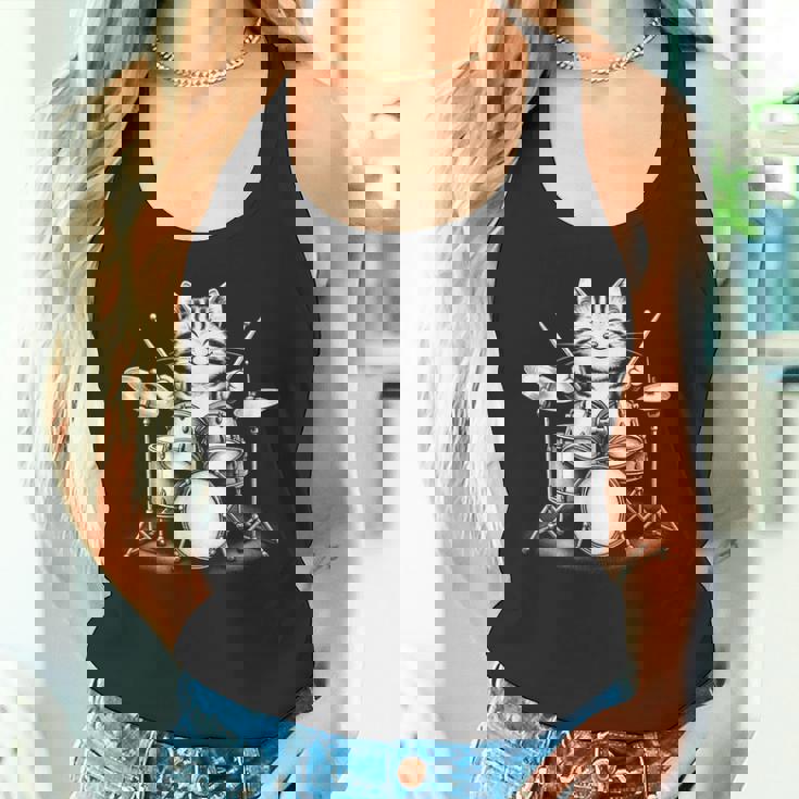 猫がドラムを弾く 面白いロックミュージックドラム 猫 タンクトップ