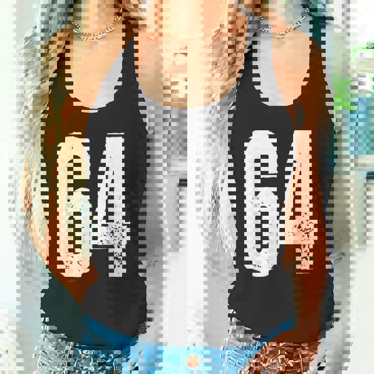 番号 64 タンクトップ