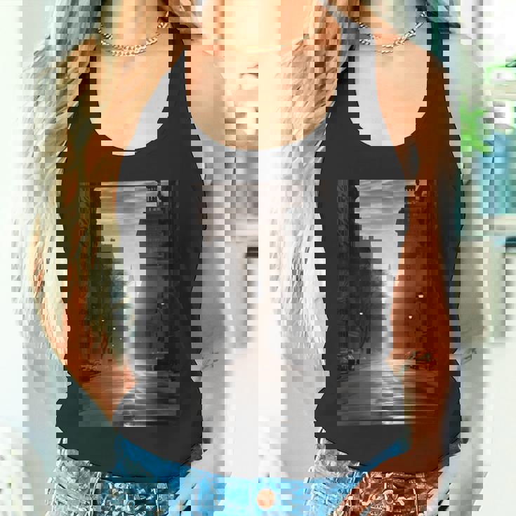 白黒写真 街の街の夕焼け写真 タンクトップ