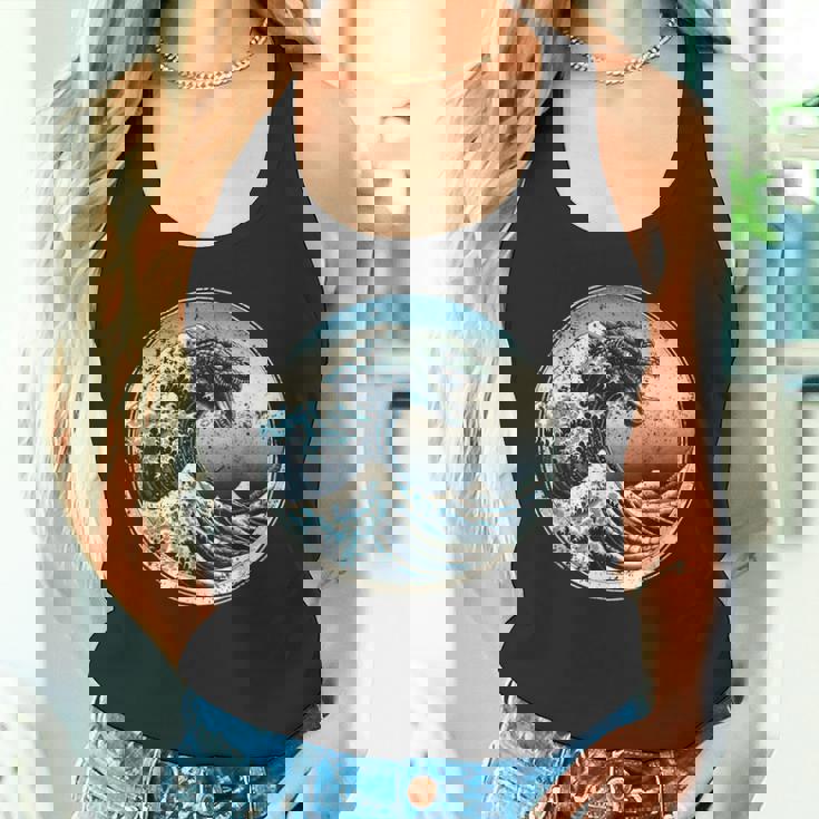 神奈川沖グレートウェーブウィズガメラ タンクトップ