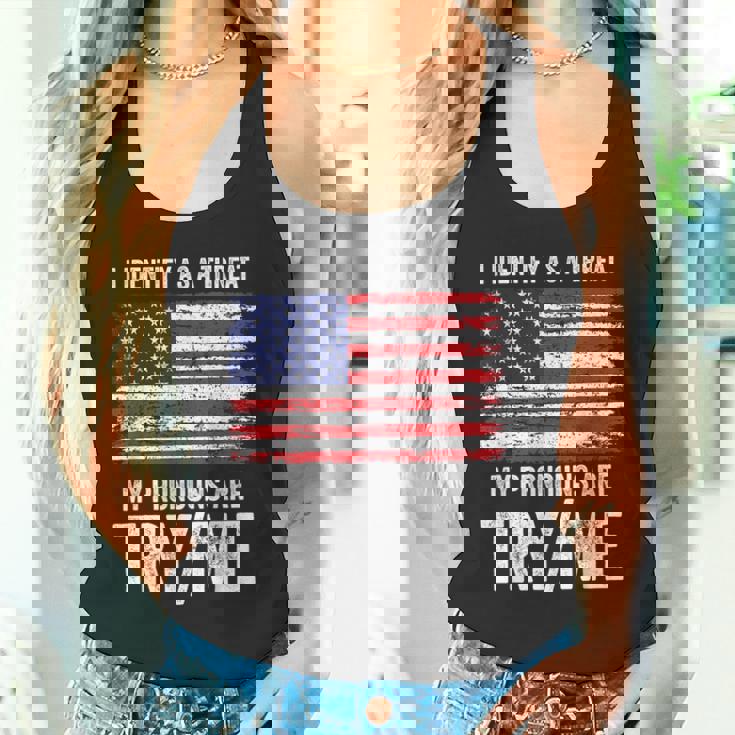 私が脅威だと判断した私の代名詞を試してみる私 タンクトップ