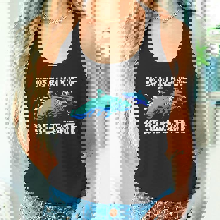 私はシーラカンスが本当に好きです タンクトップ