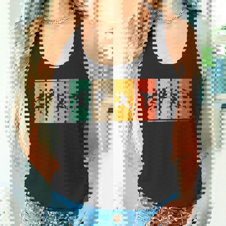 空手戦闘機シルエット空手 タンクトップ