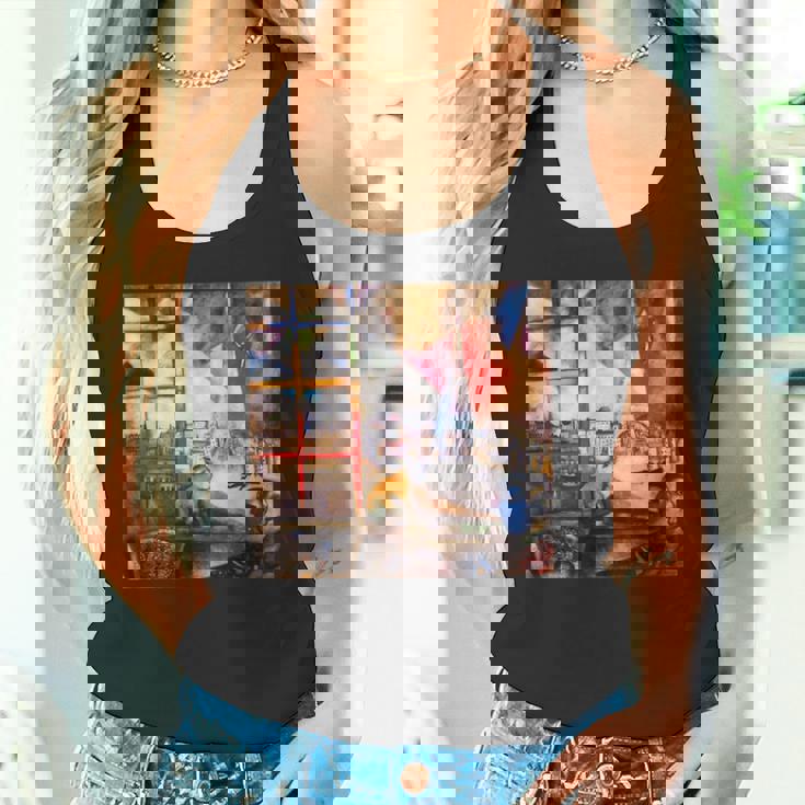 窓を通るパリ マルク・シャガール タンクトップ