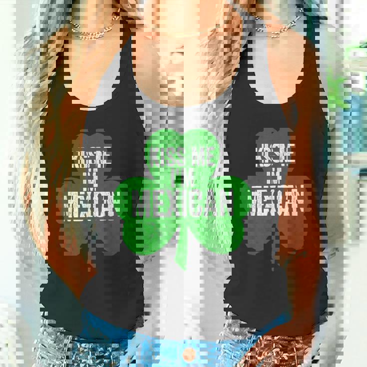 聖パトリックデー 面白いギフト Kiss Me I'm Mexican タンクトップ