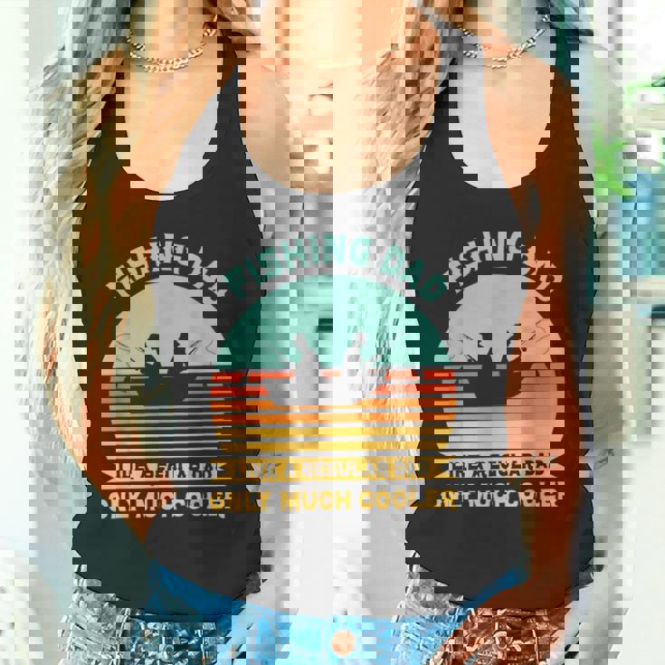 釣りバカ日誌 普通のパパよりカッコイイ！？ おとっつぁん フィッシャー 父 魚 フィッシング タンクトップ