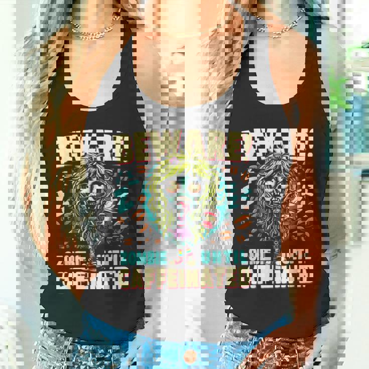 面白いコーヒーゾンビガール、カフェインが入るまでゾンビに注意 タンクトップ