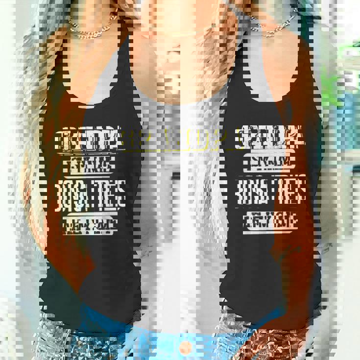 面白い盆栽の木 おじいちゃんへのギフト 父の日デザイン タンクトップ