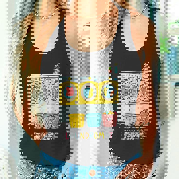 鮮やかでカラフルなコインランドリーテーマ カジュアル タンクトップ