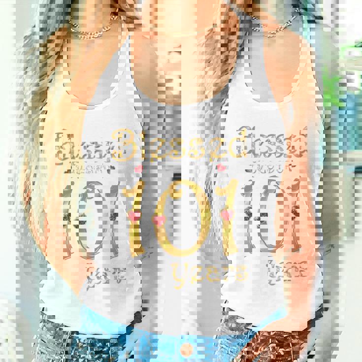 101歳の101歳の誕生日パーティの女王に祝福 長袖tシャツ タンクトップ