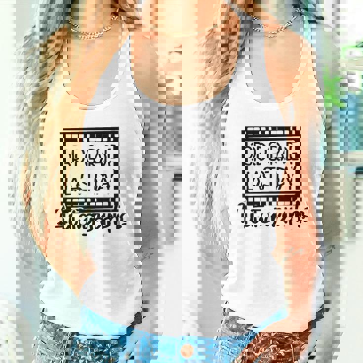 Last Day サイン入り 卒業 3年生 記念品 タンクトップ