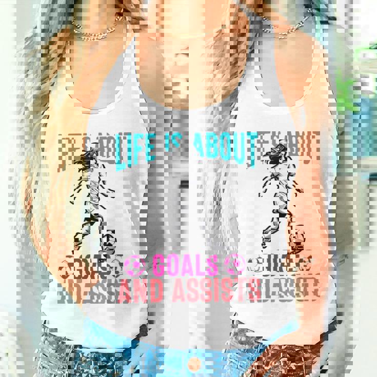Life's About Goals And Assists サッカー 面白いサッカー選手 タンクトップ