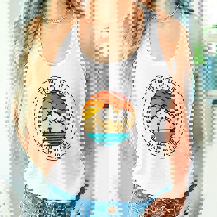 Minimalist Outdoors ペンフィールド ニューヨーク Ny タンクトップ