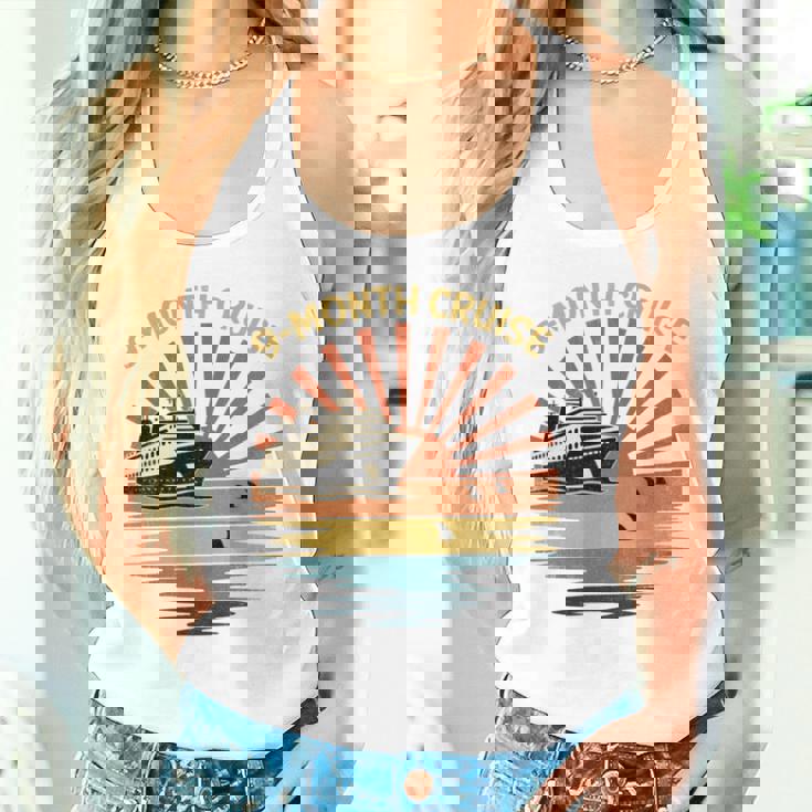 Nine Month Cruisehipunset Withharks In Ocean 長袖tシャツ タンクトップ