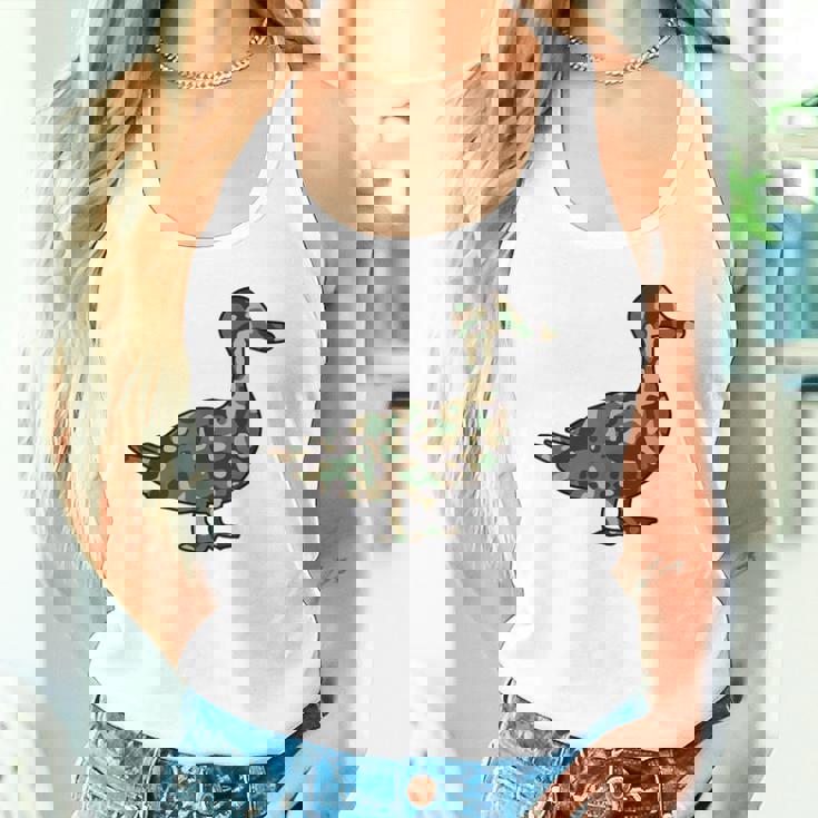 「鴨フラージュ」かも カモフラージュ 迷彩 ダジャレ 駄洒落 動物 鳥 カモ 鳧 カムフラージュ 兵士 軍隊 軍人 国防 タンクトップ