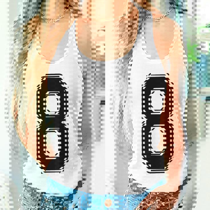 【バックプリント・背中側】8 数字 背番号 ユニフォーム ナンバー【ブラック／黒 の文字】スポーツ 練習着 部活 タンクトップ