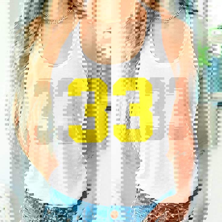 イエローナンバー33 背面 スポーツチーム ジャージ番号 タンクトップ