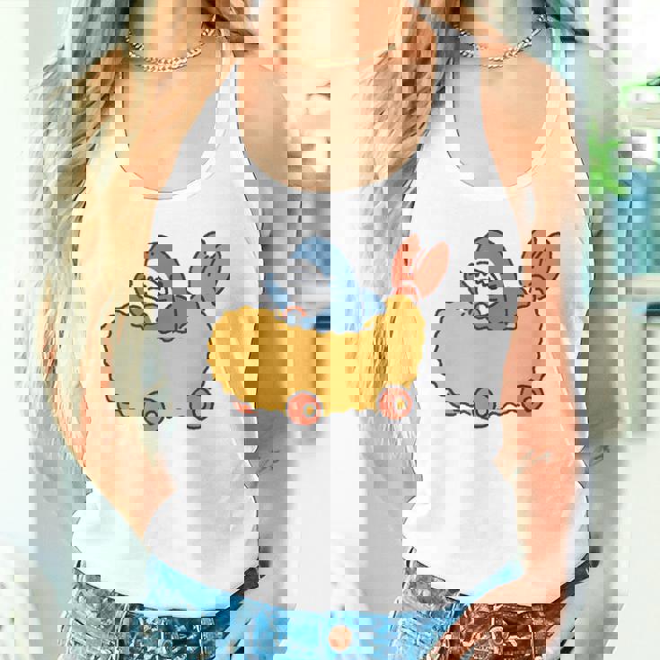 エビフライのくるまを運転するサメ タンクトップ