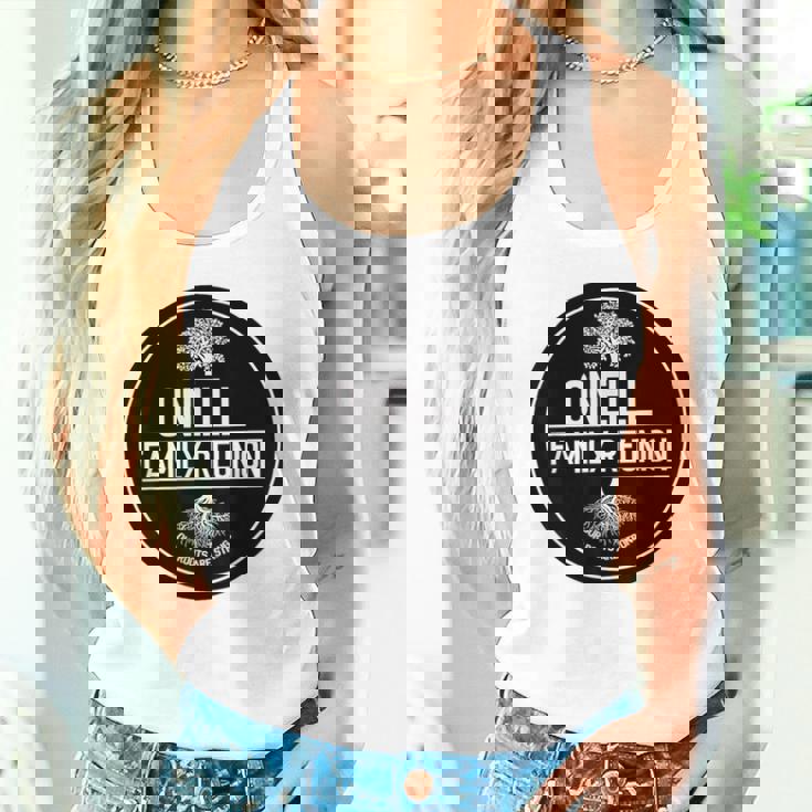 オニール・ファミリー・リユニオン俺たちのルーツ・イズ・ストロング・ツリー タンクトップ