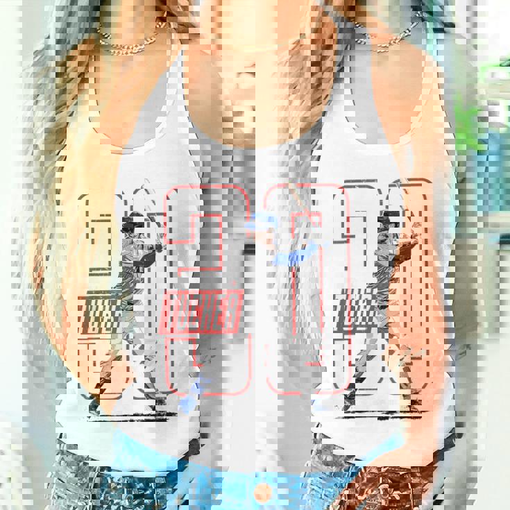 カイル・タッカー タンクトップ