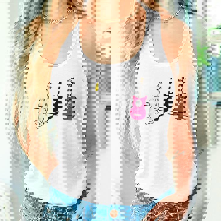 ギターの影を作る猫デザイン タンクトップ