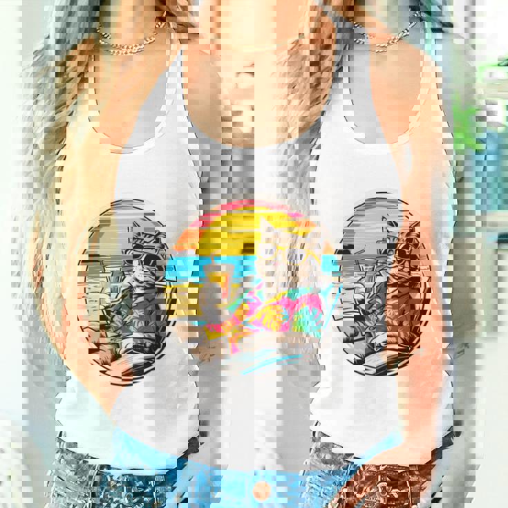 ビーチでドリンクを飲みながらリラックスできるレトロなヴィンテージクールな猫 長袖tシャツ タンクトップ