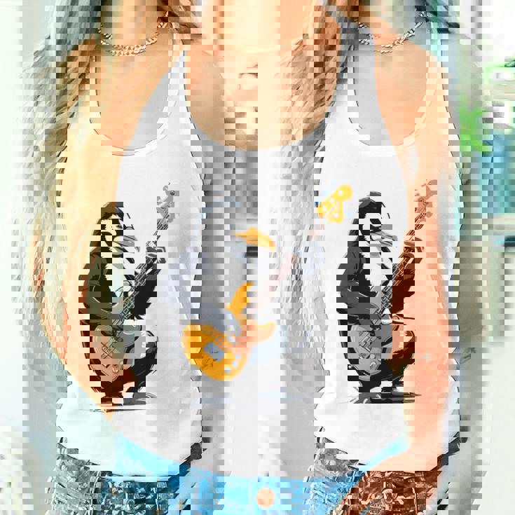 ベースギターを弾くペンギン ペンギン タンクトップ