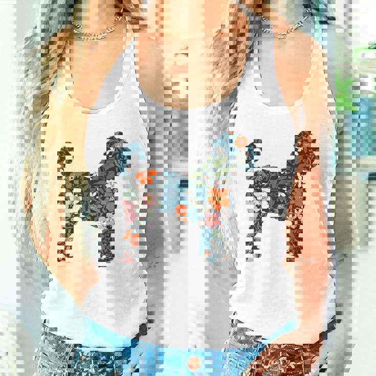 ラブラドゥードルやゴールデンドゥードルのママのためのフローラルドッグシルエット タンクトップ