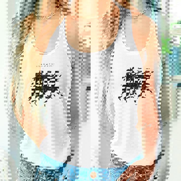 古代ギリシャの翼のあるランナー 2 考古学歴史家 タンクトップ