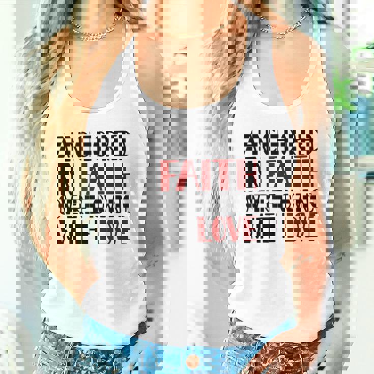 愛にあふれた信仰に定着するキリスト教バレンタイン。 タンクトップ