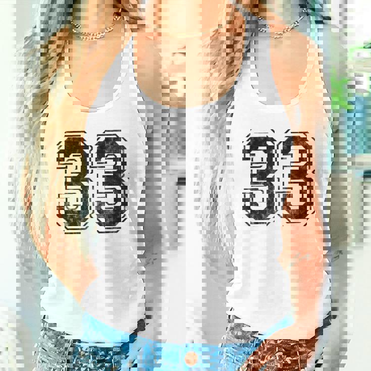 番号33 タンクトップ