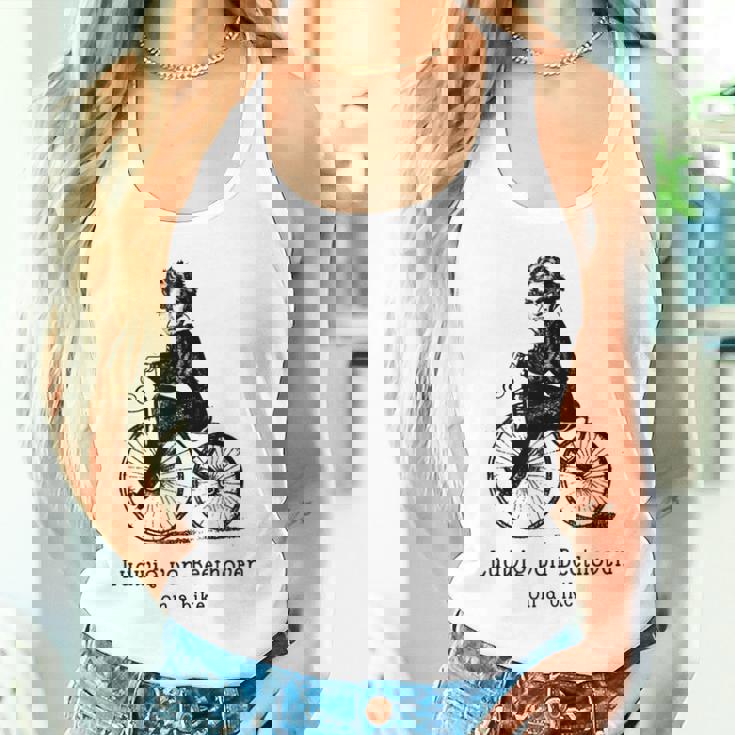 自転車に乗ったベートーベン ルートヴィグバン ベートーベン タンクトップ