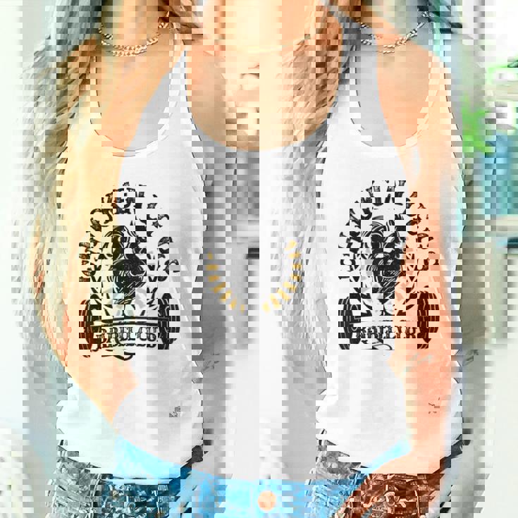 面白いチキンレッグバーベルワークアウトジム。 タンクトップ