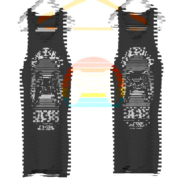 3人のお父さんにレベルアップ 再び3人のパパ 2025 父の日 タンクトップ