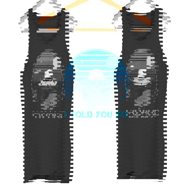 Alien Invasion In The Dark Ufo I Told Youo タンクトップ