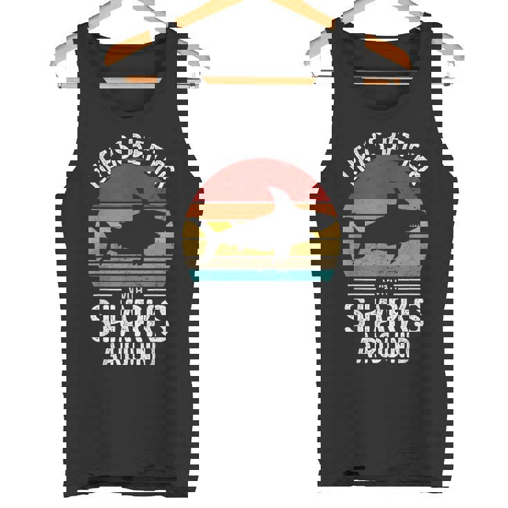 Life Is Better Withharks Around レトロ シャーク タンクトップ
