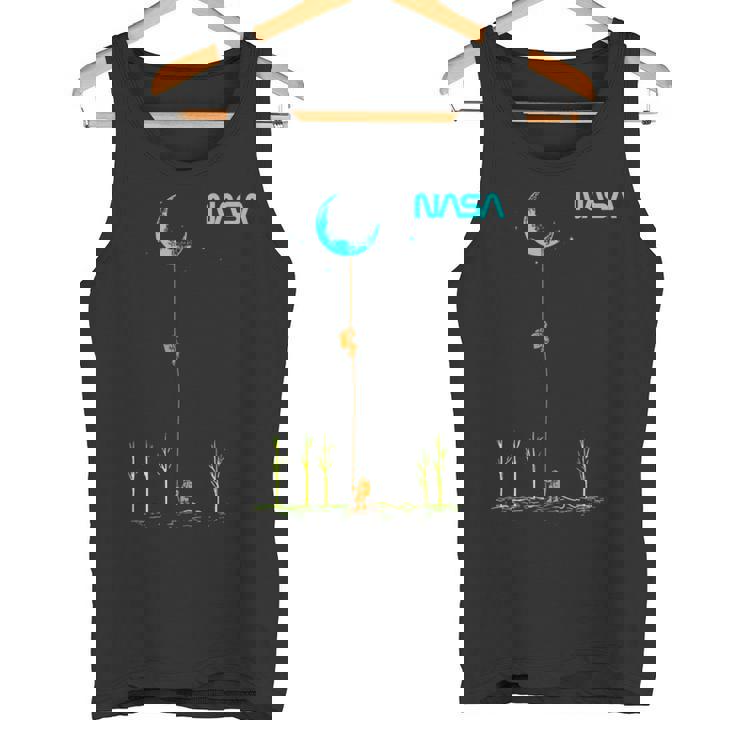 Nasaの宇宙飛行士がロープを登ってムーンワームのロゴを目指す タンクトップ