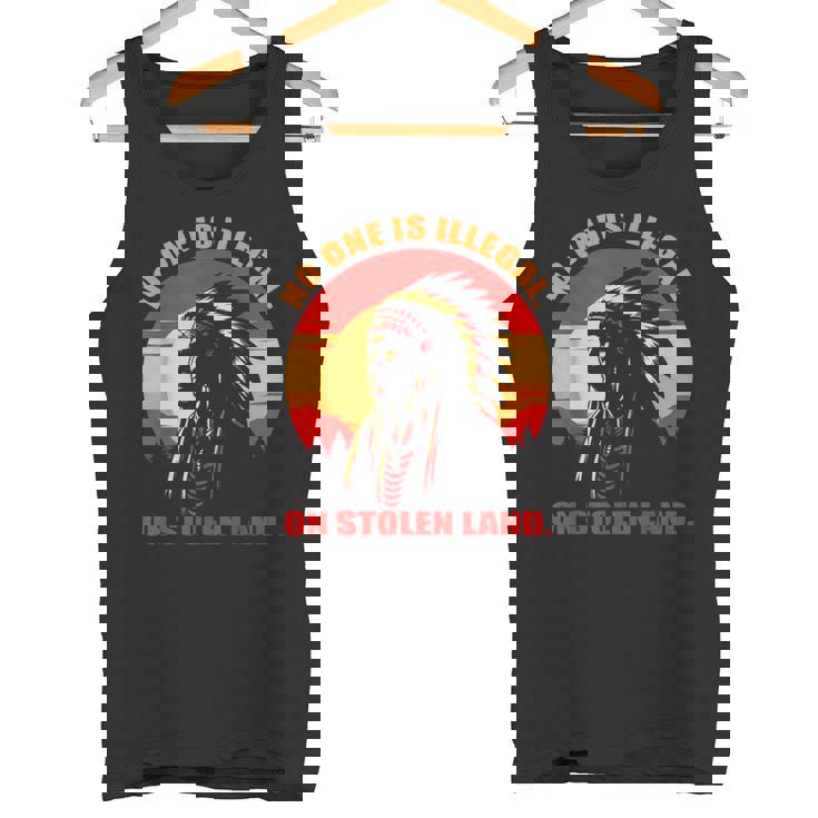 No One Is Illega、Ontolen Land、 タンクトップ