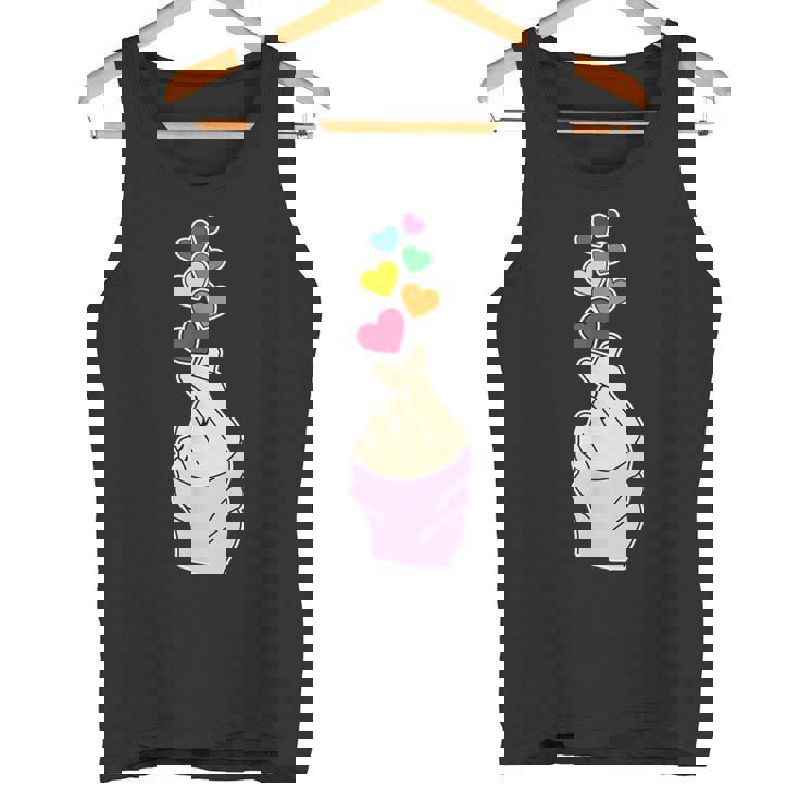 Pride レズビアン ゲイバイセクシャル トランスジェンダー 指 ハート付き タンクトップ