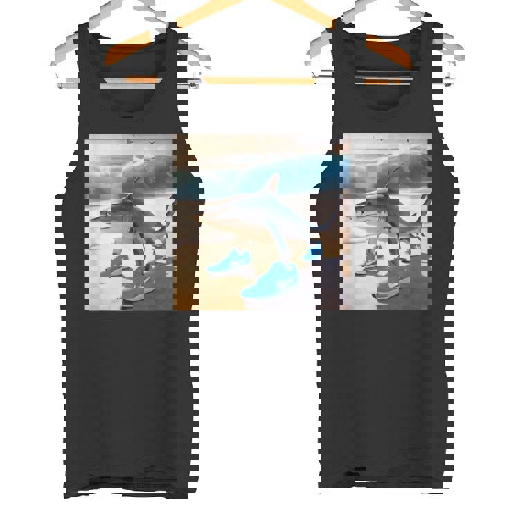 Tralalelo Tralala 面白いサメ イタリアのブレイン ミーム グラフィック タンクトップ