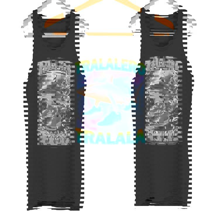Tralalero Tralala 面白いサメ 靴付き ミーム タンクトップ