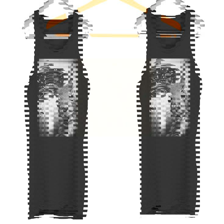 Ufoとリス自撮り面白いリス愛好家 タンクトップ