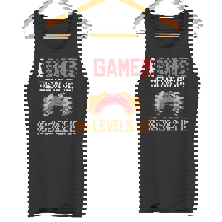 Un Gamer No Envejeceube De Nivel Lujuria Gaming Camiseta sin mangas