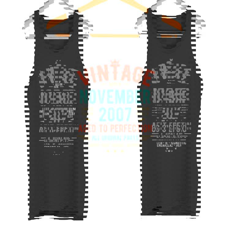 Vintage Clasico Noviembre 2007 Nacido En 2007 Camiseta sin mangas