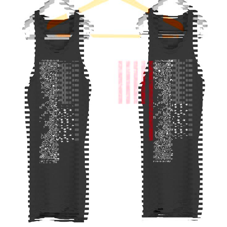 アメリカ、愛国的なアメリカ国旗、ペイズリー、バンダナプリント。 タンクトップ
